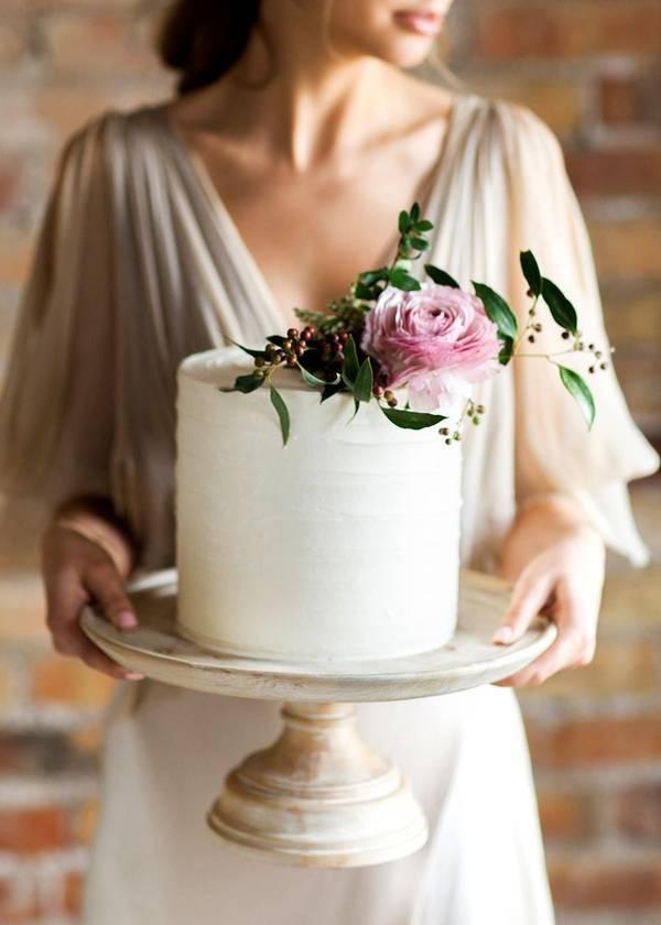 White Almond Wedding Cake Recipe