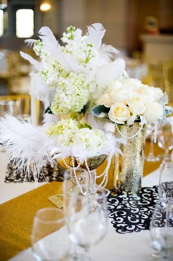 15 Glamorous Vintage Pearl Wedding Ideas You Can't Miss  Vintage wedding  centerpieces, Vintage wedding centerpieces diy, Vintage wedding decorations