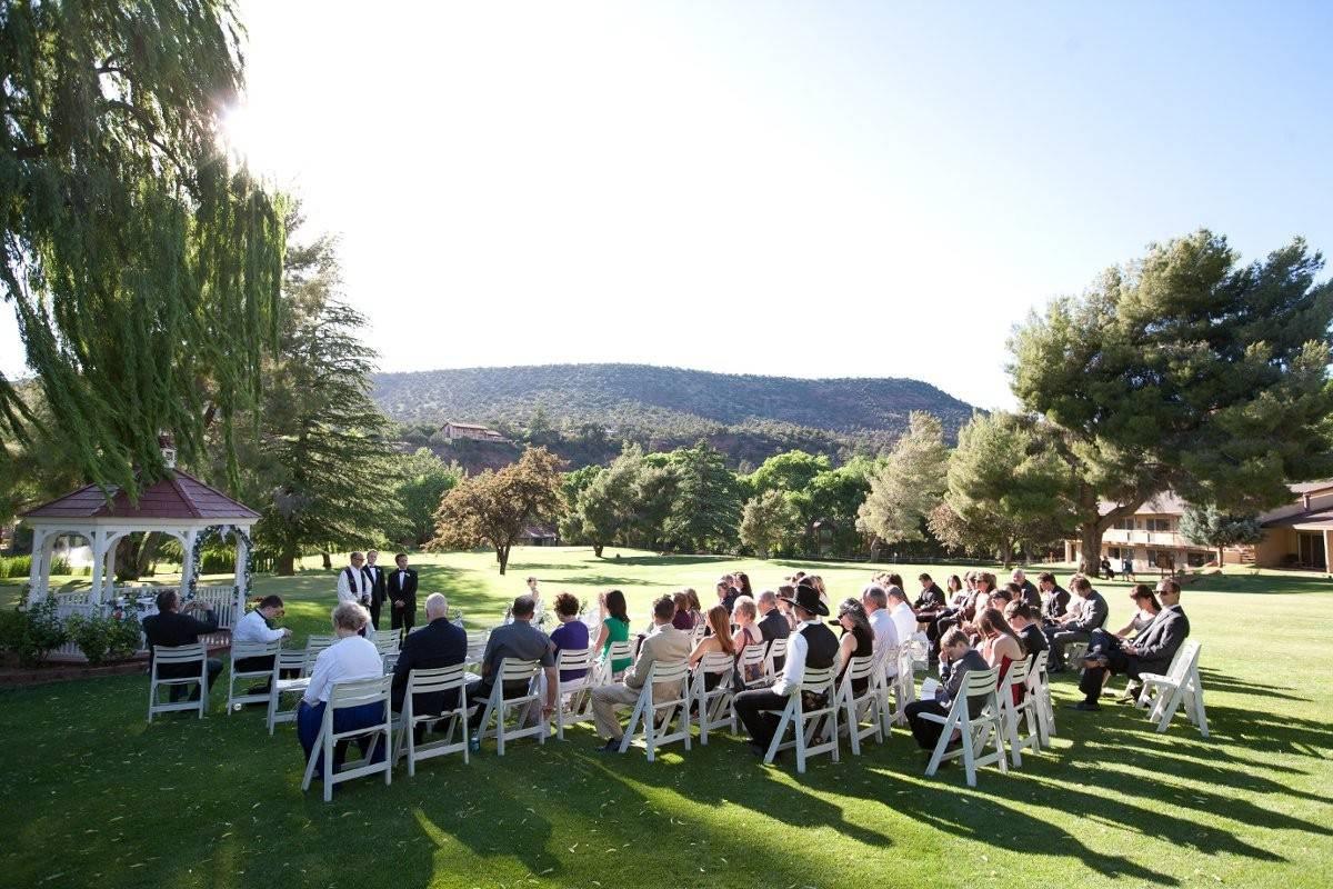 golf course wedding ceremony