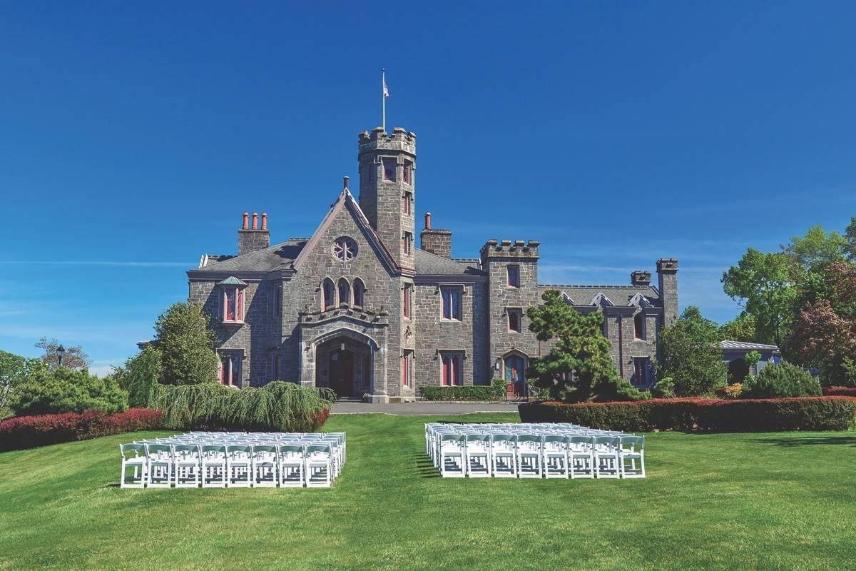 whitby castle wedding venue
