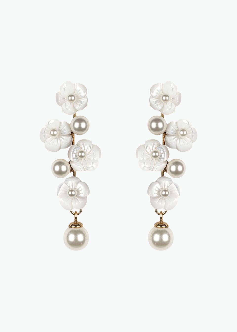 24 Pearl Wedding Earrings For Every Bridal Style