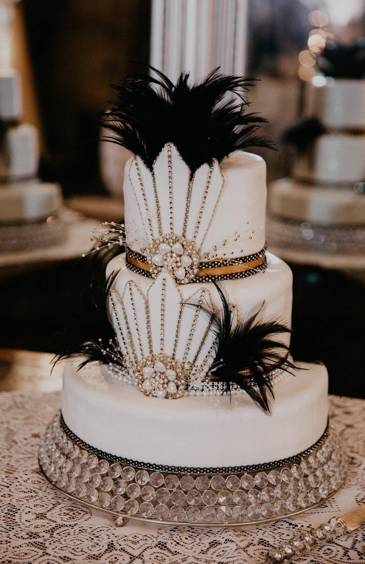 22 Great Gatsby Wedding Ideas for the New Roaring '20s