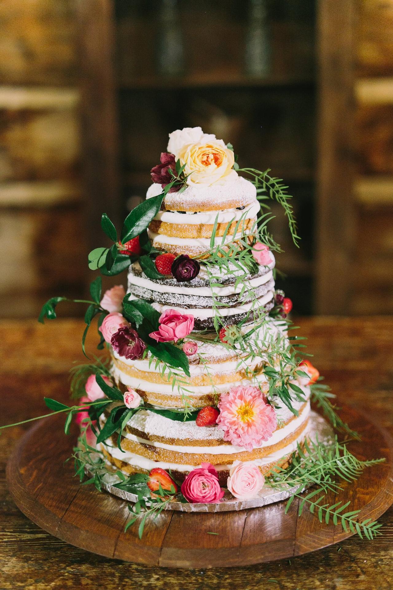 Lily Cakes - Strawberry shortcake for a small wedding! | Facebook