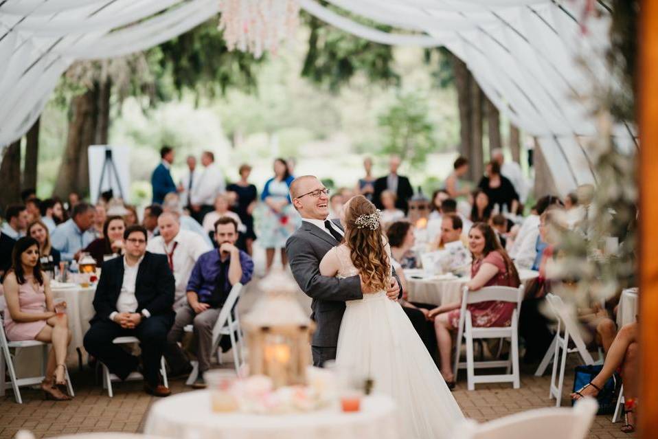 How to Choose Your Wedding Party Without Offending Anyone – Rustic
