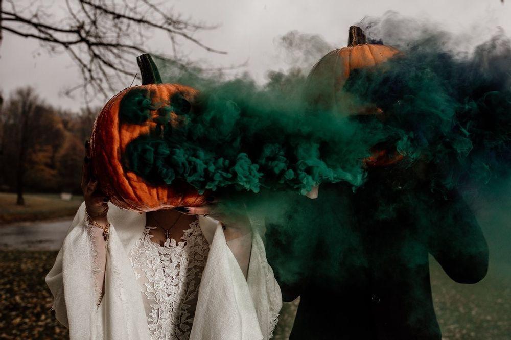 Halloween-Themed Wedding Ideas