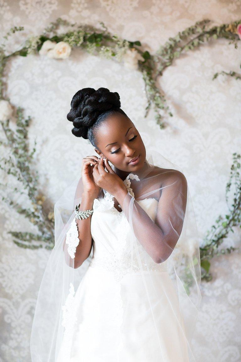 The Best Wedding Hairstyles for Round Faces