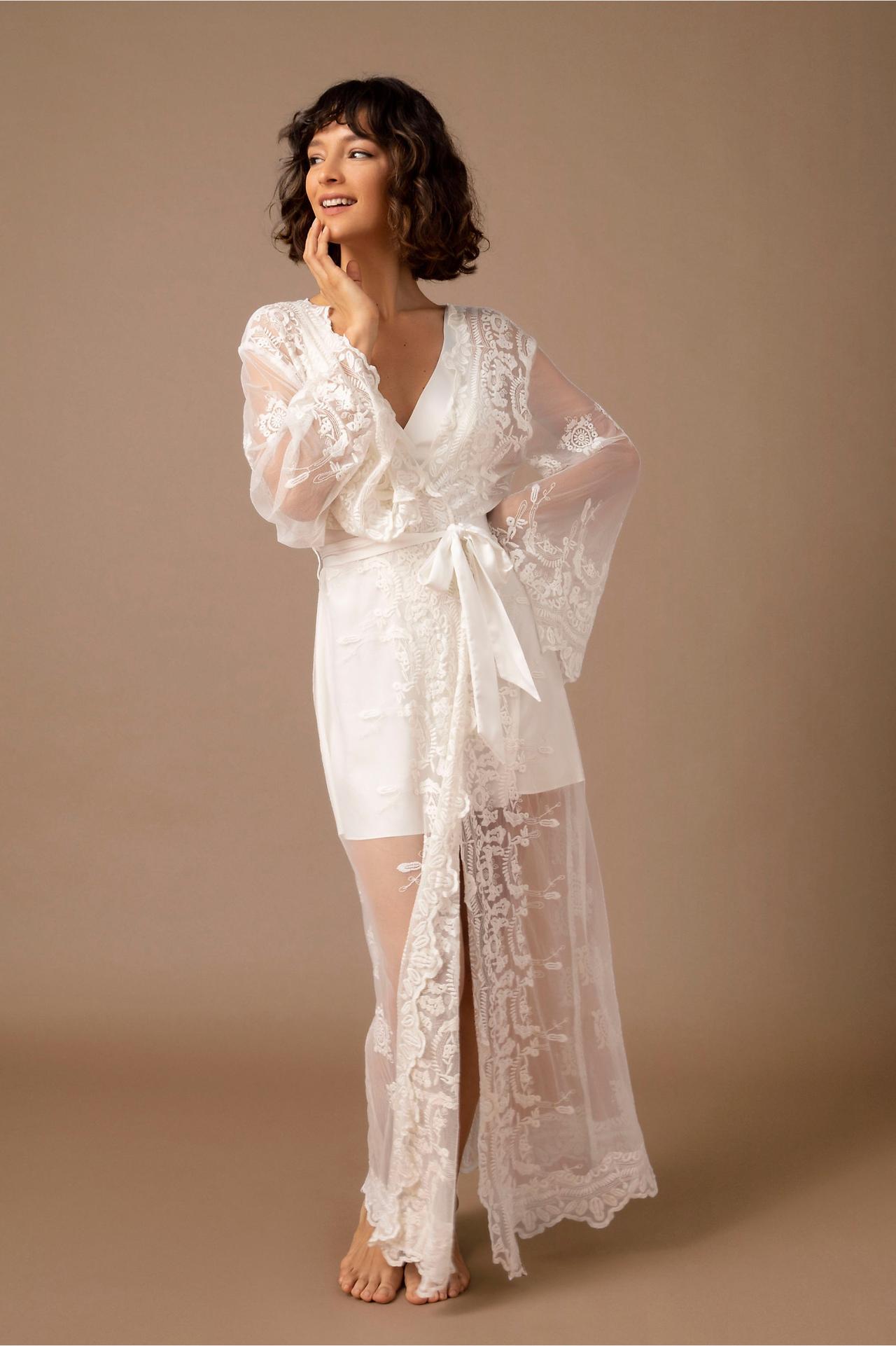 33 On Trend Bridal Robes for a Chic Start to Your Big Day