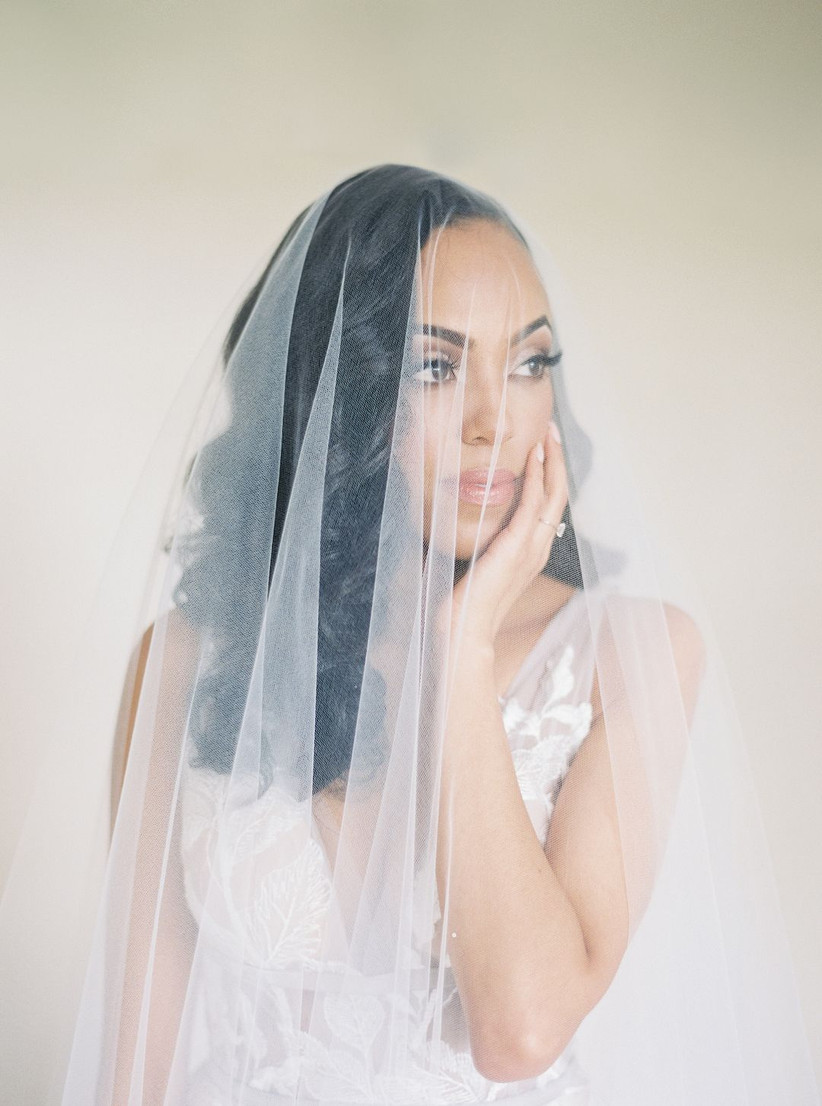 40 Wedding Hairstyles For Long Hair Bridal Updos Veils More Weddingwire