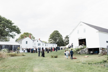 17 Barn Wedding Venues in Maine for Your Rustic Big Day