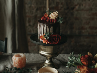 27 Fall Wedding Cakes That Are Perfect for an Autumnal Celebration