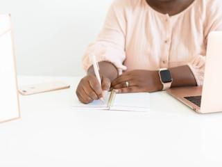 Collecting Guest Addresses Is the Essential Wedding-Planning Step You're Forgetting