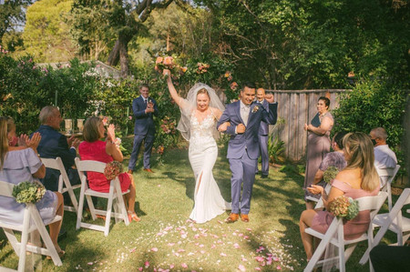 A Complete Guide to Planning a Backyard Wedding Reception