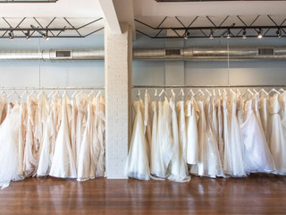 12 Questions Every Bride MUST Ask a Wedding Dress Salon