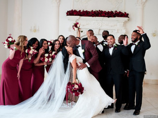 How to Enjoy Your Wedding if You Hate Being in the Spotlight