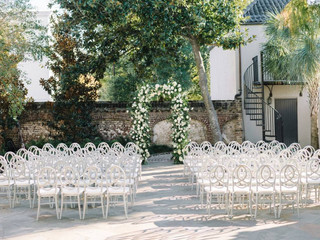 7 Downtown Charleston Wedding Venues to Obsess Over