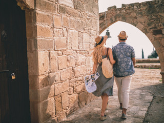 How to Plan a European Honeymoon on a Budget