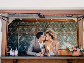 Raise a Glass to 7 Wedding Cocktail Trends for 2022