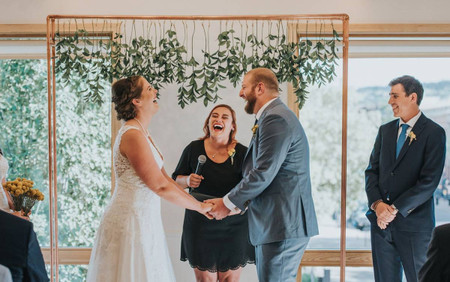 These 12 Funny Ceremony Readings Will Delight Your Guests
