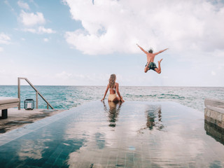 The 7 Hottest Honeymoon Destinations for 2022