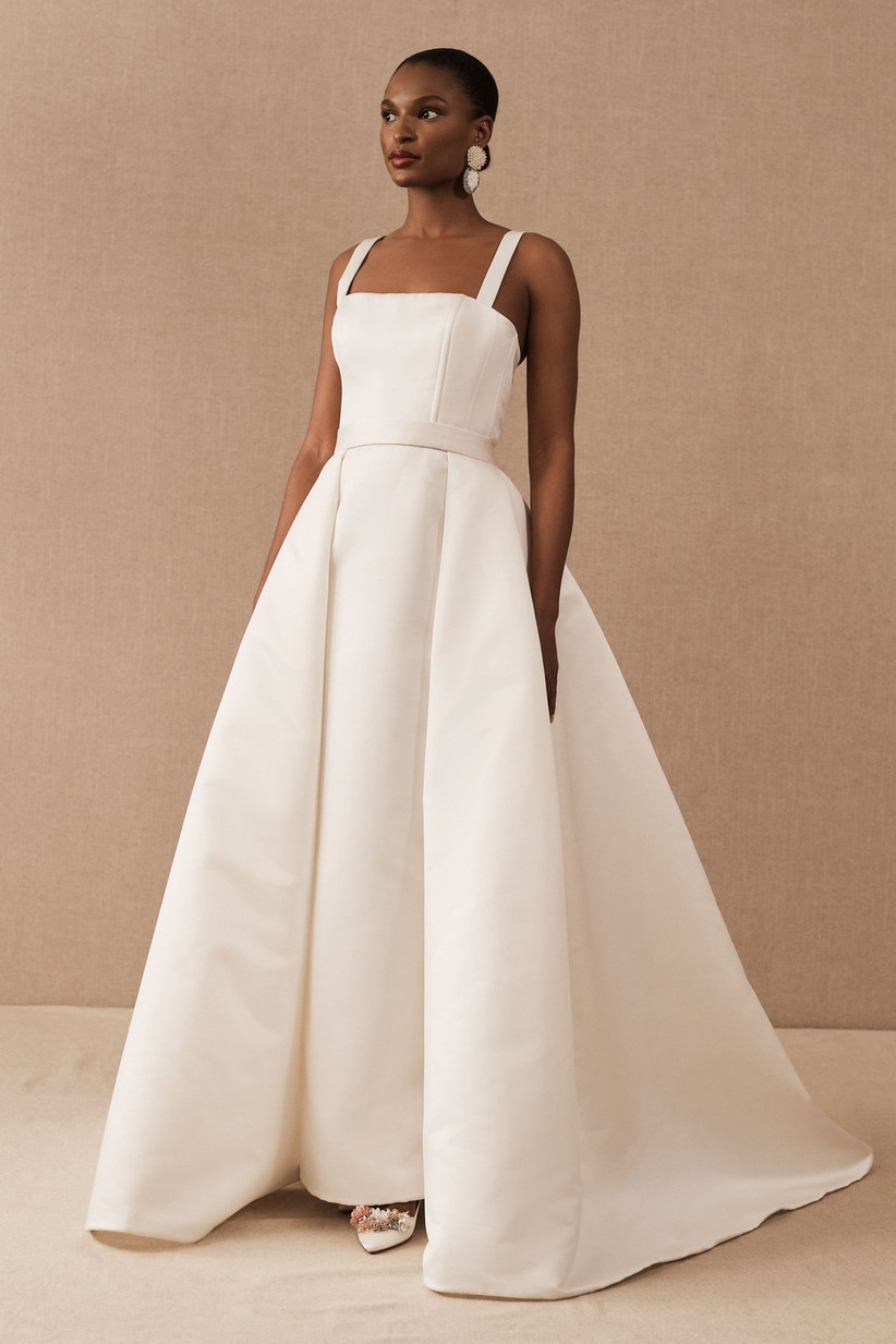 The 2022 Wedding Dress Trends You Need to See - WeddingWire