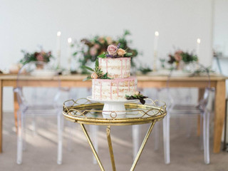 Our Favorite Two-Tier Wedding Cakes