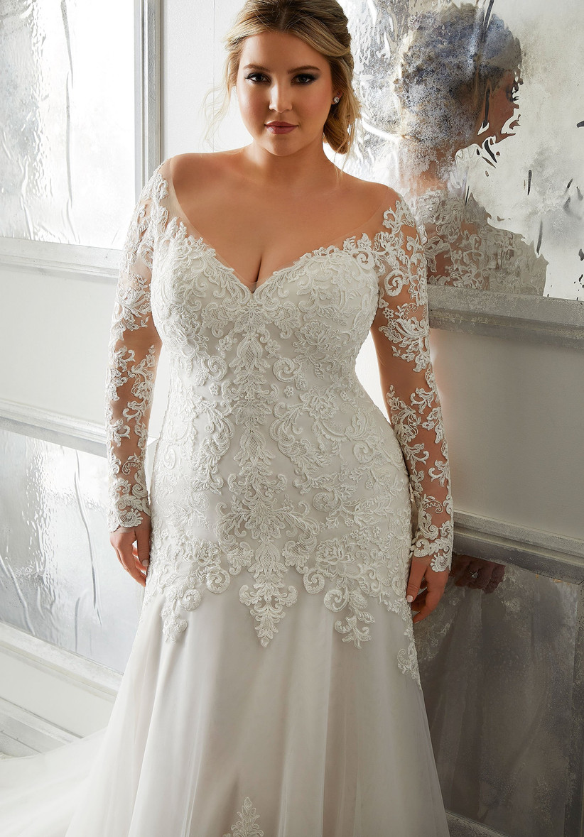 lace collar wedding dress