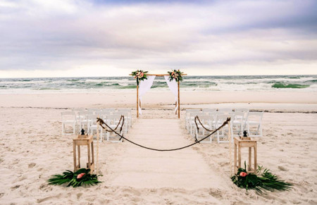 How to Have a Beach Wedding