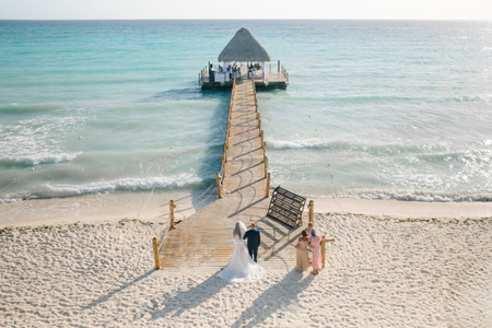 How to Plan a Destination Wedding Using a Comprehensive Checklist