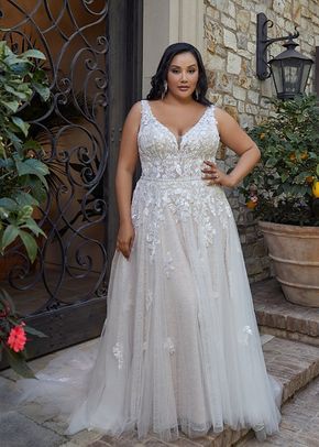 Style 2445 Lucy, Casablanca Bridal