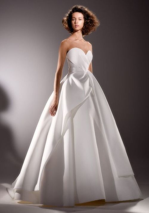 SCULPTURAL SASH DRAPE GOWN, Viktor&Rolf Mariage