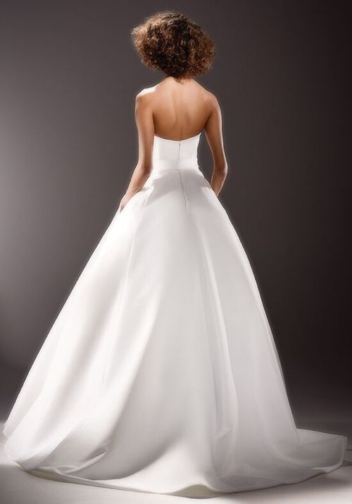 SCULPTURAL SASH DRAPE GOWN, Viktor&Rolf Mariage