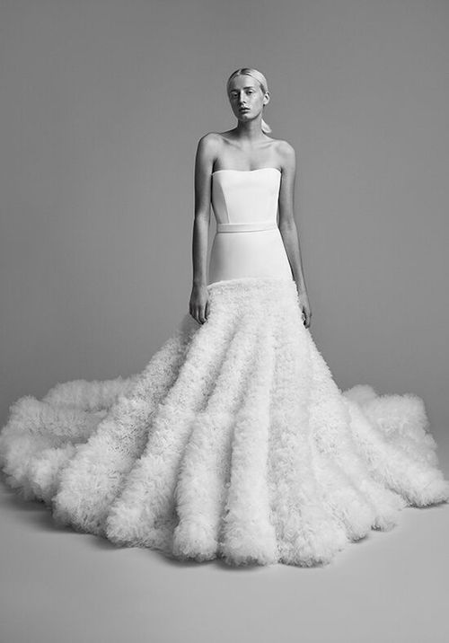 CRYSTALLISED TULLE FUR GOWN, Viktor&Rolf Mariage