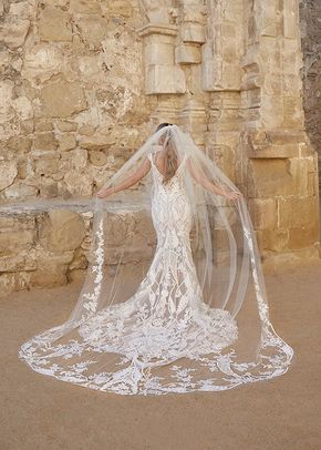 2461 Angie, Casablanca Bridal