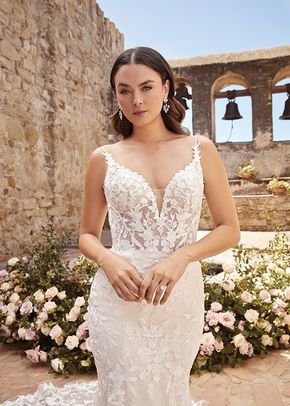 2467 Annalise, Casablanca Bridal