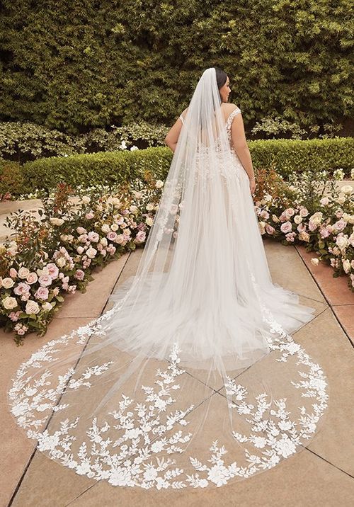 2469 Lena, Casablanca Bridal