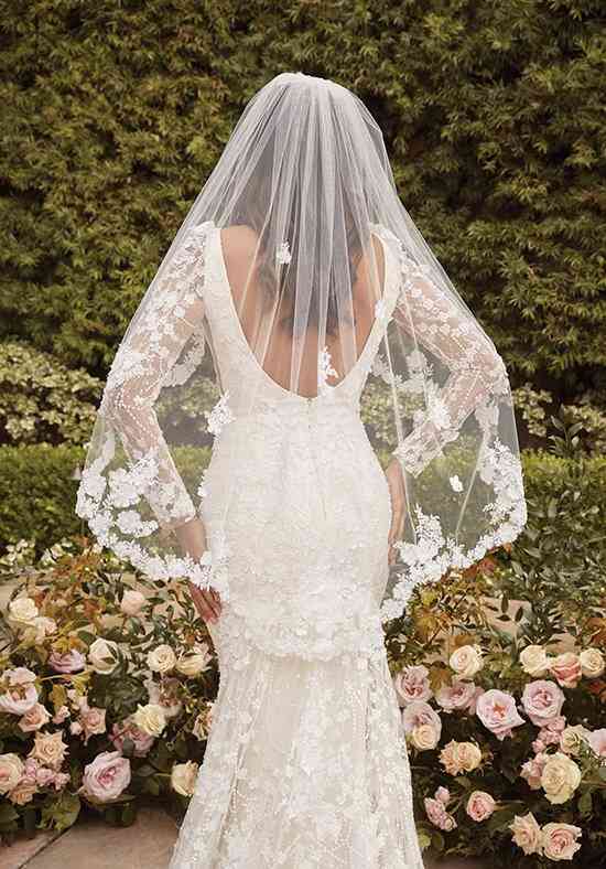 Lauren bridal hotsell wedding dresses