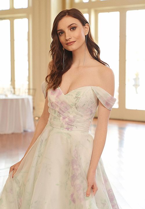 44315, Sincerity Bridal