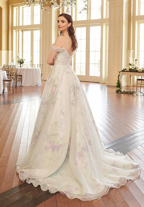 44315, Sincerity Bridal