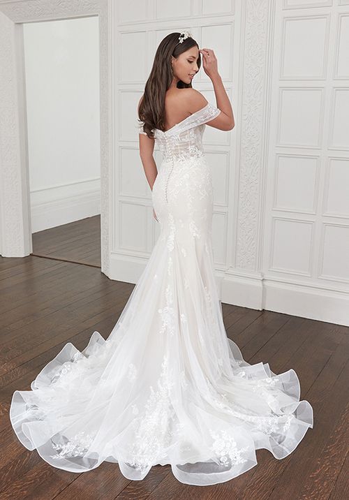 44370, Sincerity Bridal