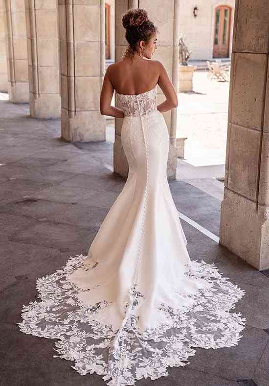 Style A1111 Wedding Dress by Allure Bridals