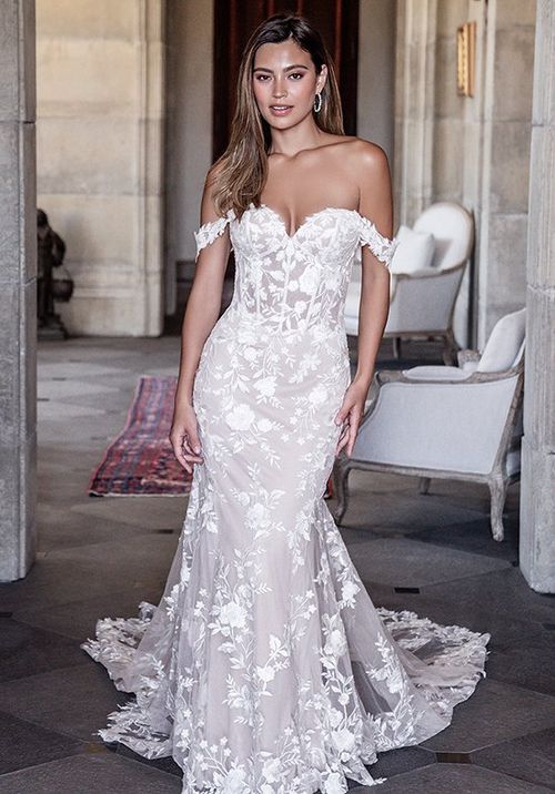 A1112, Allure Bridals