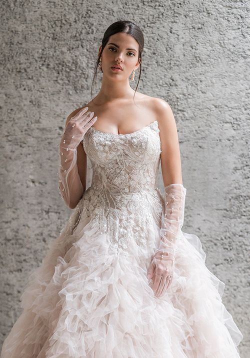 C691, Allure Couture