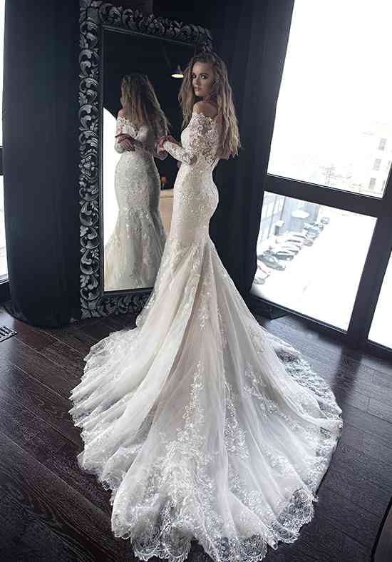 wedding dress with removable skirt