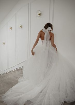 Floral Lace Wedding Dress Romanica, Olivia Bottega