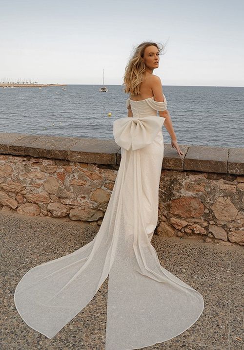 Glitter Mermaid Wedding Dress Lovisa with Leg Slit, Olivia Bottega