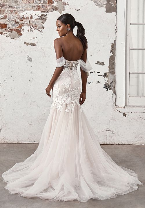 44403, Sincerity Bridal