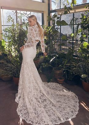 Style 2529 Gigi, Casablanca Bridal