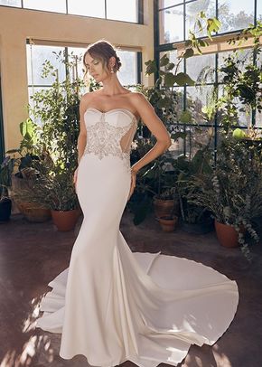 Style 2530 Roman, Casablanca Bridal