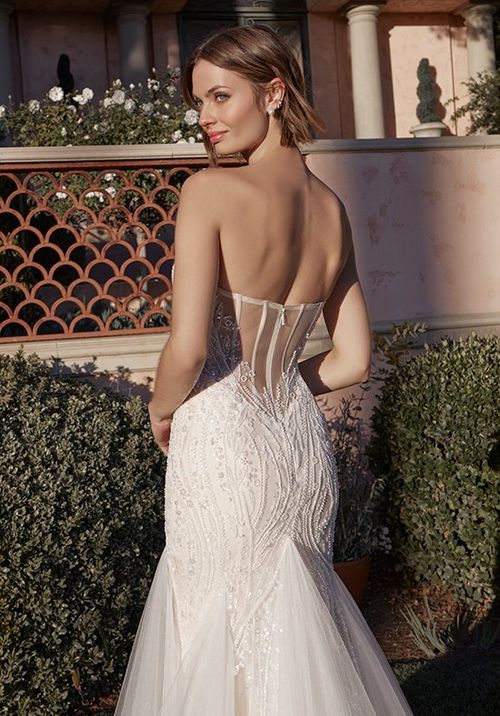 Style 2527 Erza, Casablanca Bridal