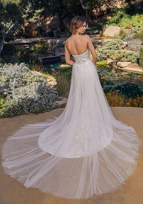 Style 2519 Winston, Casablanca Bridal